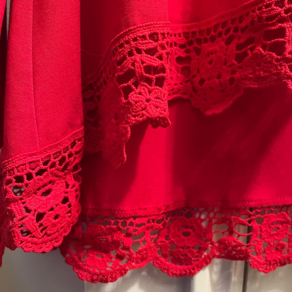 High-low Top with Crochet Trim - NWT - size XL - Picture 5 of 8